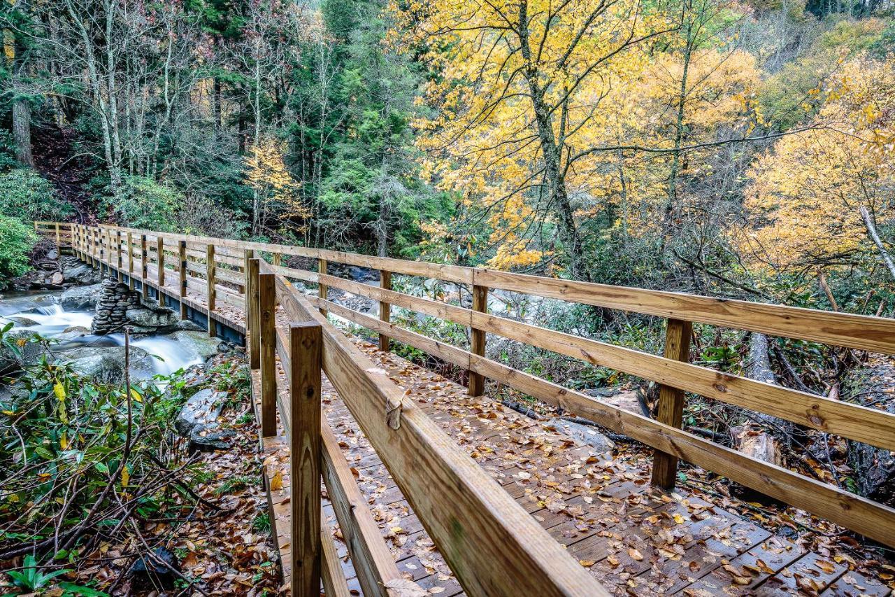 Bearly Hidden Villa Gatlinburg Exterior photo